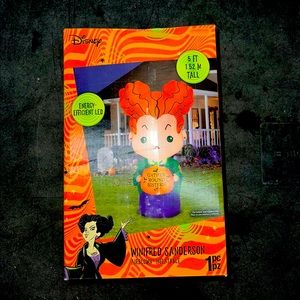 Disney Hocus Pocus Winifred Sanderson Inflatable